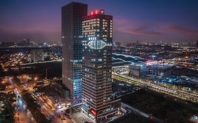 Radisson Red Guangzhou South Railway Station